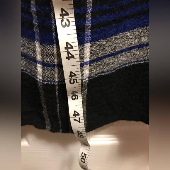 Cato’s fashion extreme length tunic, Blue, black and white plaid - Picture 4 of 5